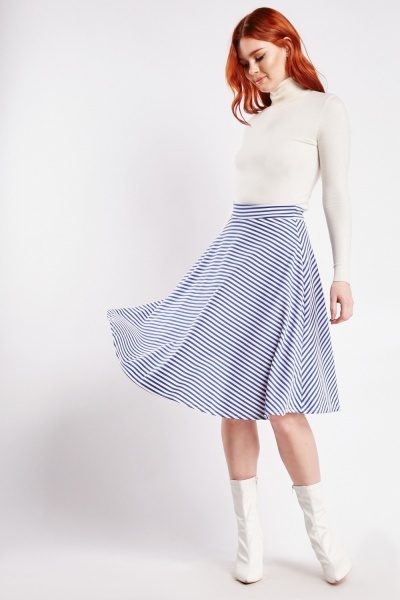 Asymmetric Striped Swing Skirt