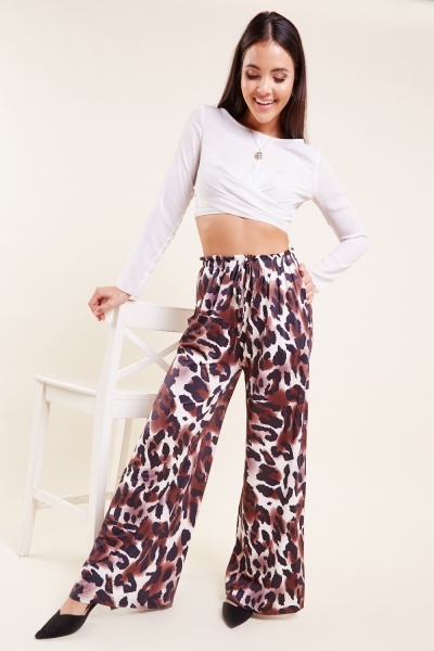 Wide Leg Leopard Printed Trousers