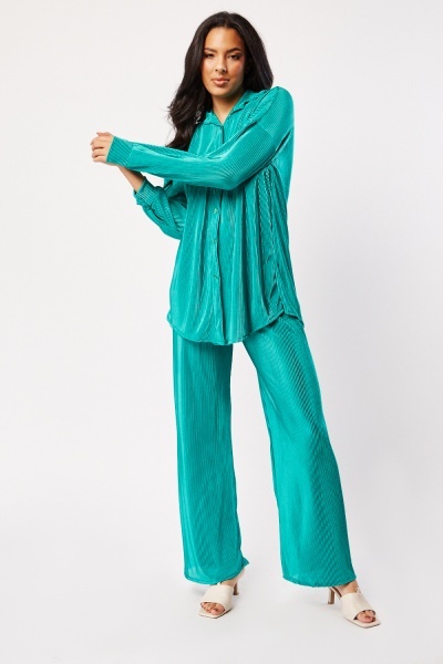 Image of Plisse Blouse And Trousers Set