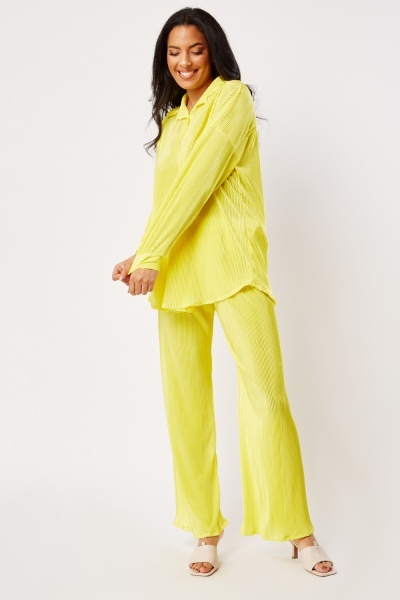 Image of Plisse Blouse And Trousers Set