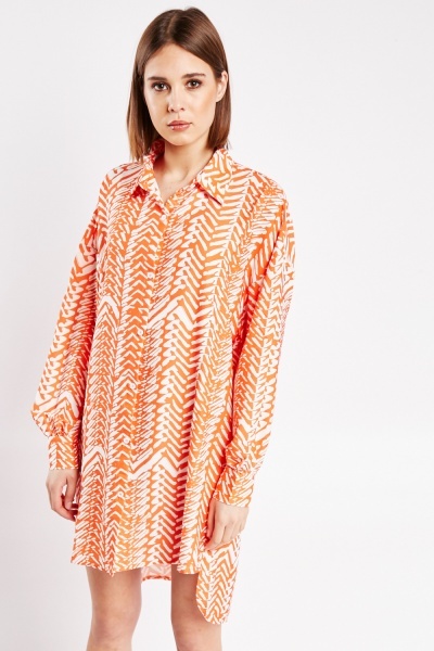 Image of Dip Hem Printed Shirt Dress