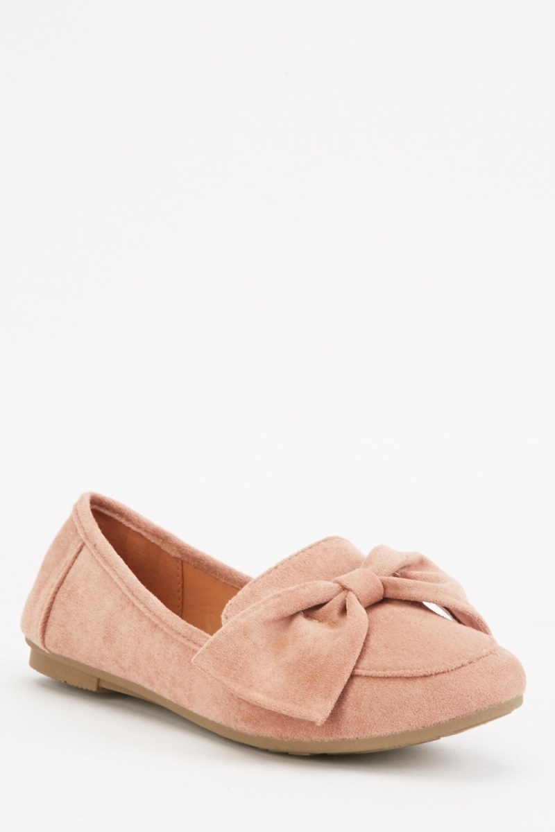 bow front loafers