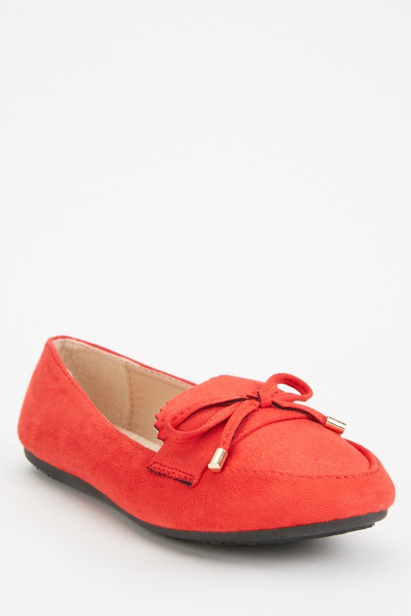 bow front loafers
