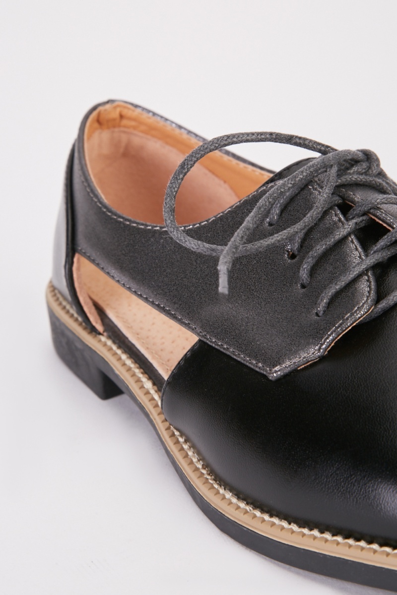 Cut Out Side Contrasted Oxford Shoes - Black - Just $7