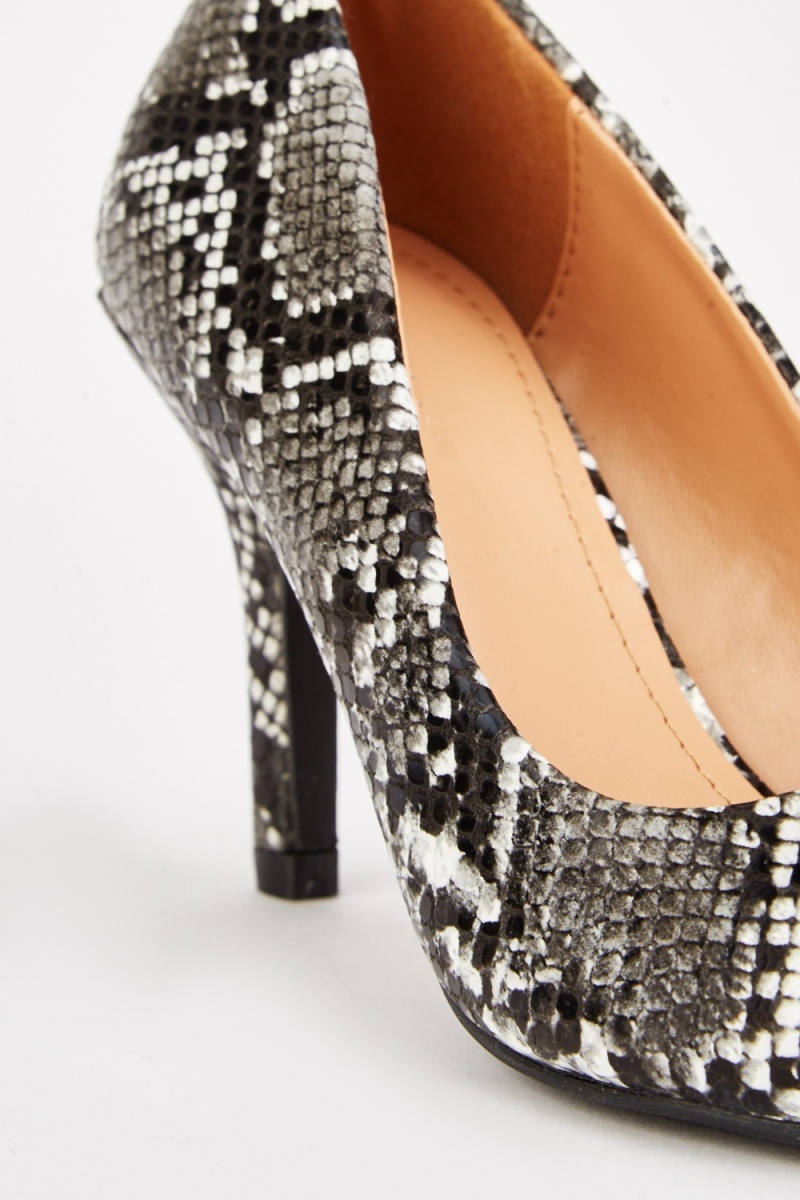 gianmarco lorenzi snake heels, the detailing looks amazing | Heels, High heel  shoes, High heels