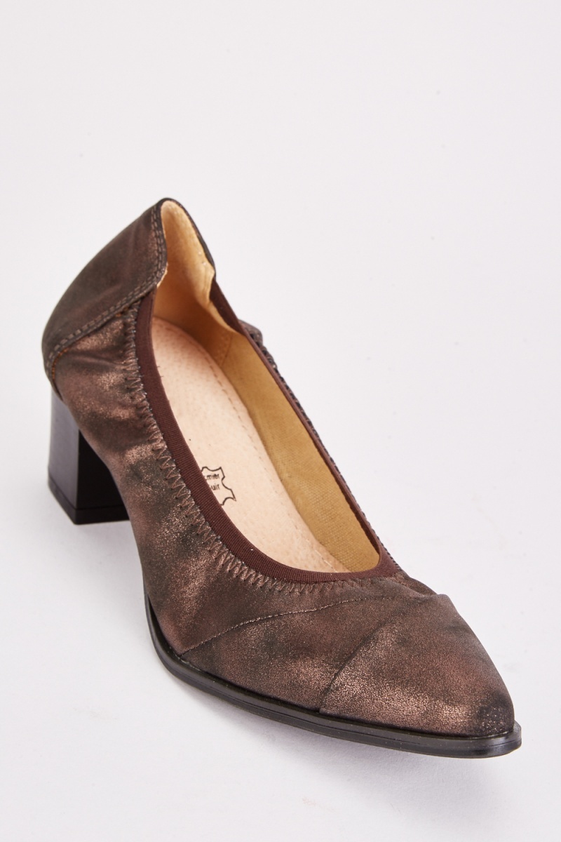 Ferragamo Brown Leather Gancini Block Heel Pumps 6.5/37 – STYLISHTOP