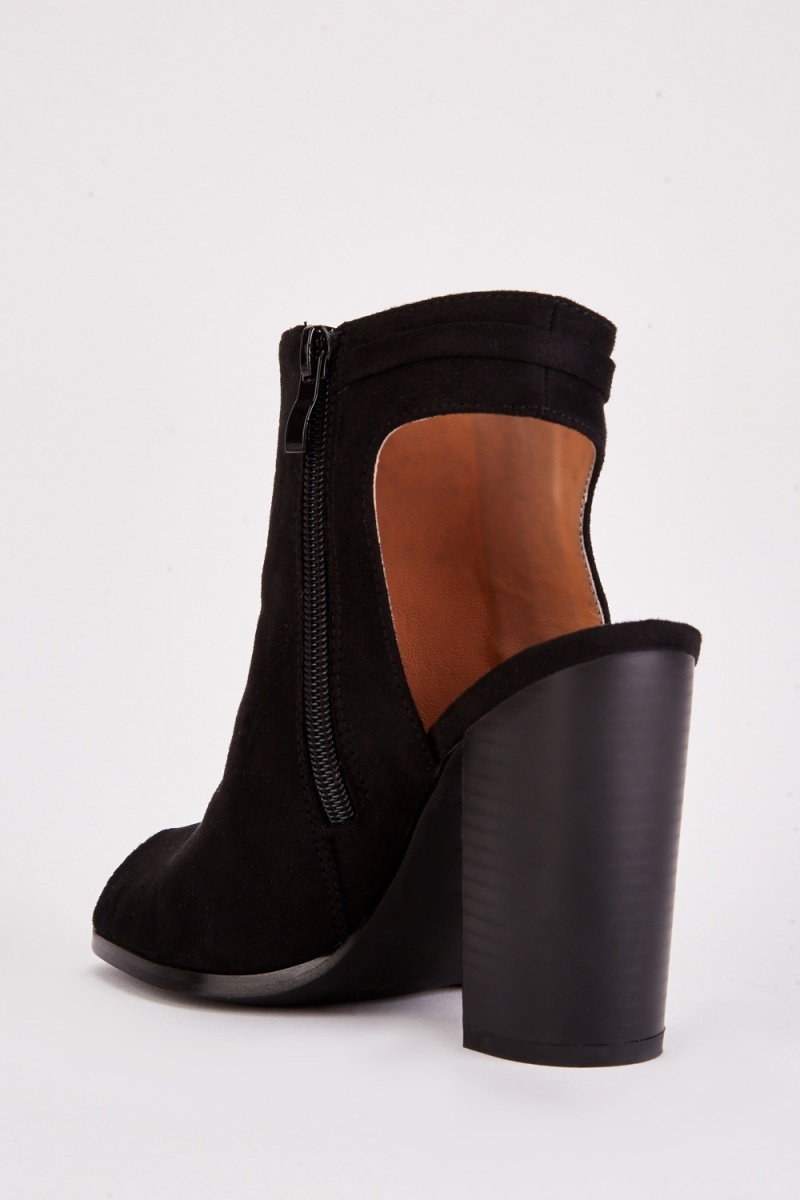 Ankle Slit Side Cutout Closed Toe Booties with Block Heel-Black