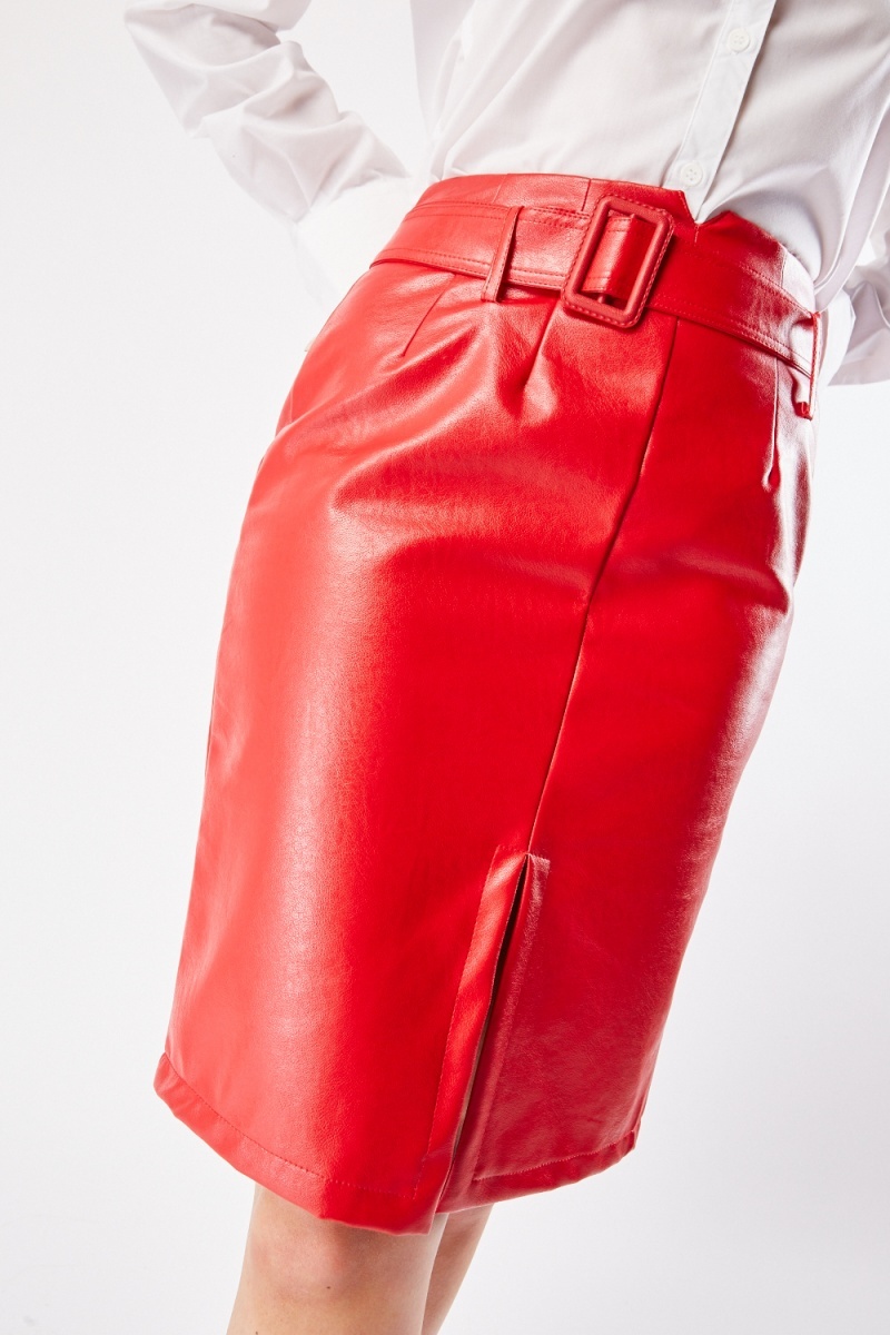 Faux leather 2025 pencil skirt red