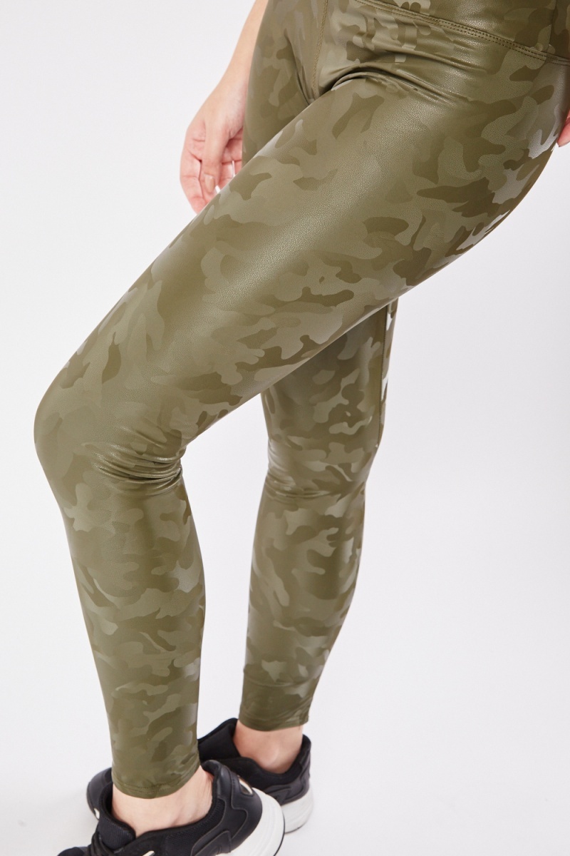 Women's Green Leather & Faux Leather Pants & Leggings