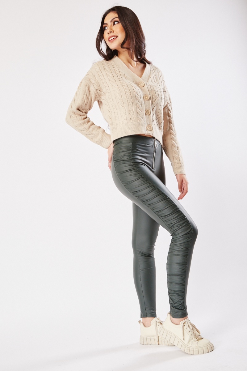 Faux Leather Legging Guide | Connecticut Fashion and Lifestyle Blog |  Covering the Bases
