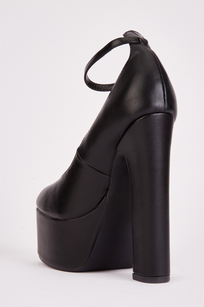 Olivia Jaymes Open Toe Slingback Ankle Strap Chunky Platform Heels - M –  Traffic Shoes