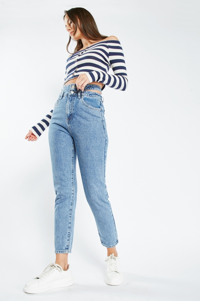 Side sales cut jeans