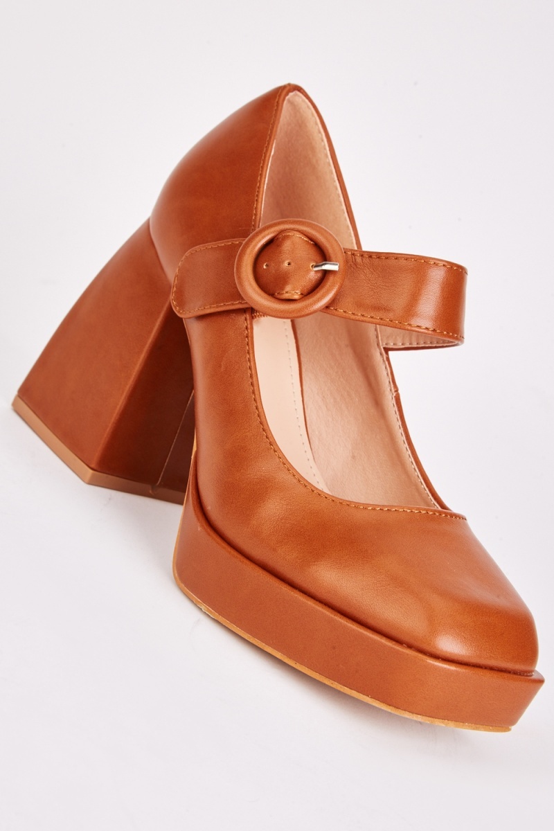 Square toe mary deals jane heels