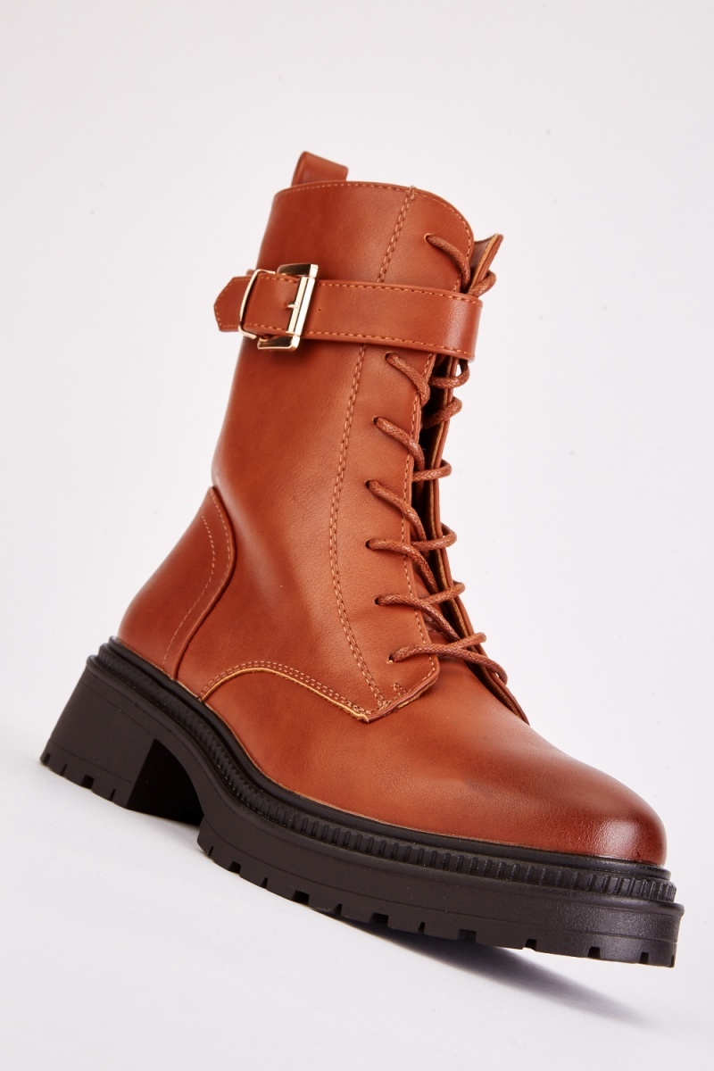 Hunter Low Heel Boots | Mercari