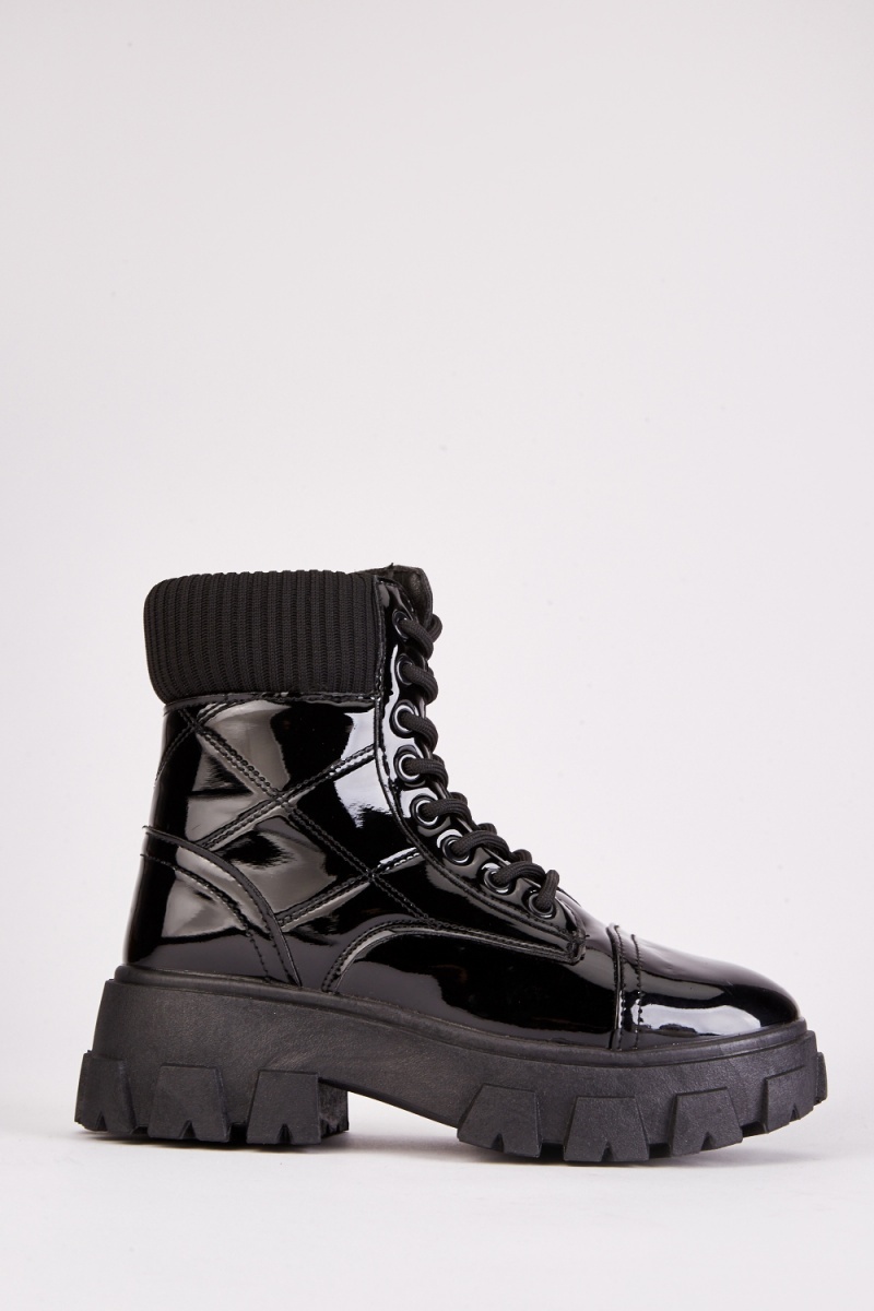 LACE-UP ANKLE BOOTS - Black