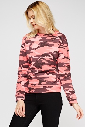 red camo jumper