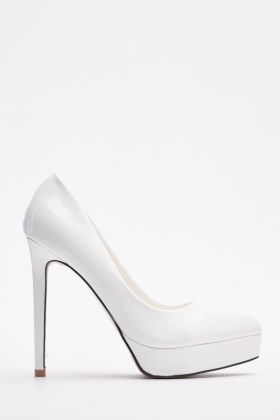 platform court heels