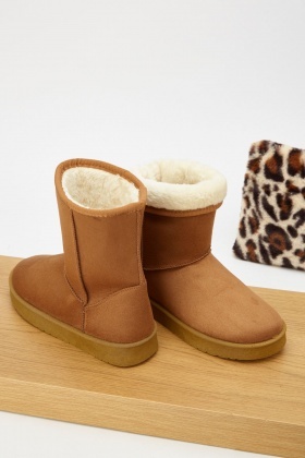 faux sheepskin boots