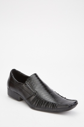 mens croc like shoes