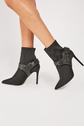Cheap Women's Boots for £5 | Everything5Pounds
