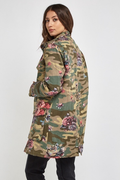 Flower Contrast Camouflage Jacket - Just $6