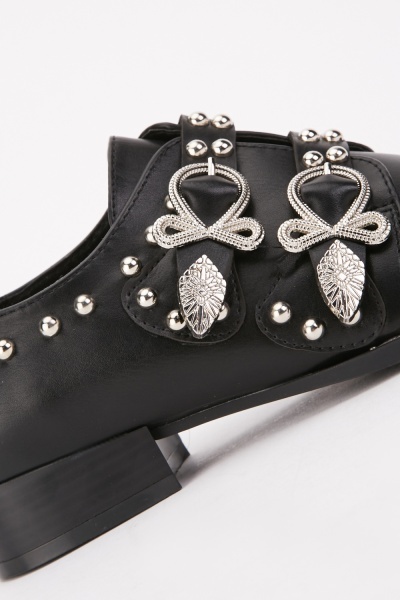 Embellished Buckle Detail Shoes - Black - Just $7