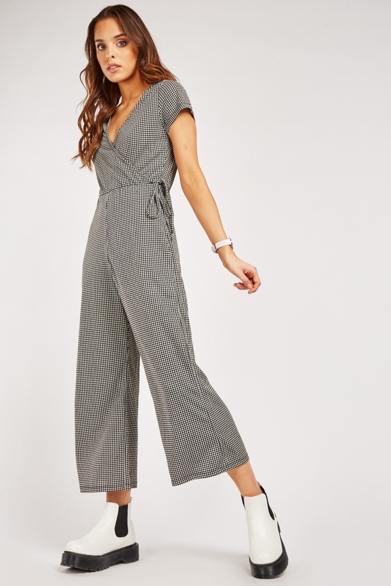 Houndstooth Printed Wrap Jumpsuit - Just $7