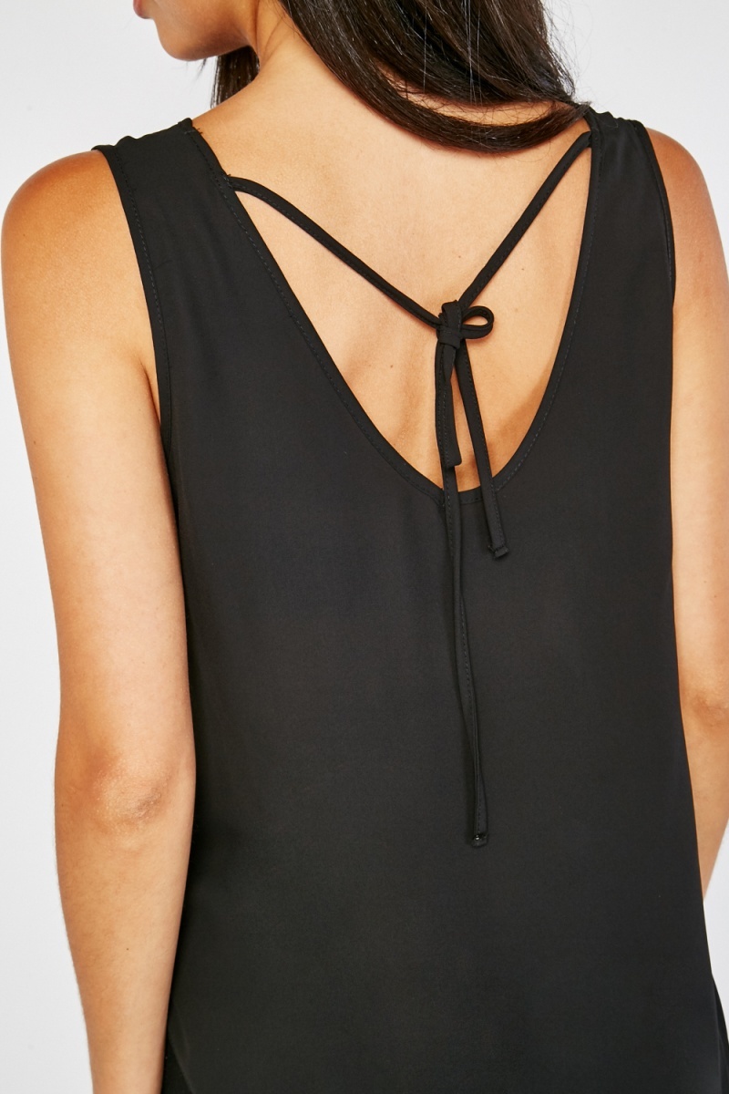 Sleeveless Sheer Top In Black Just 7