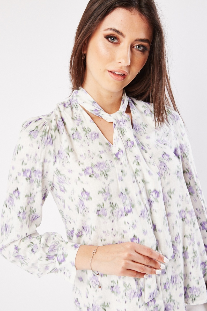 Textured Pussybow Blouse Off Whitemulti Just 7