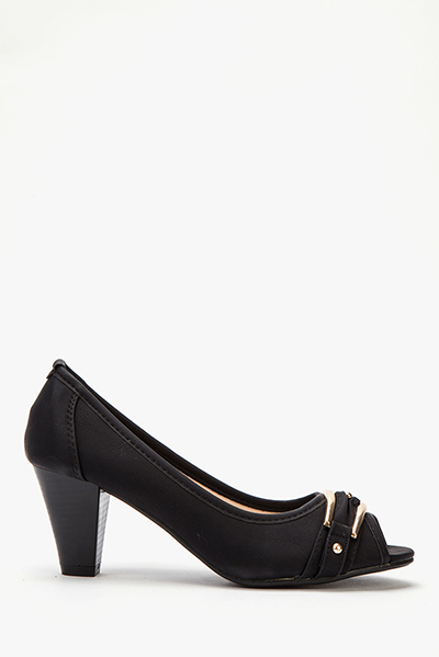 black low chunky heels
