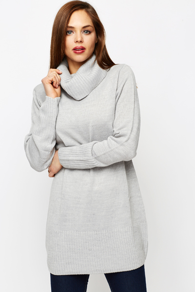 roll neck pullover