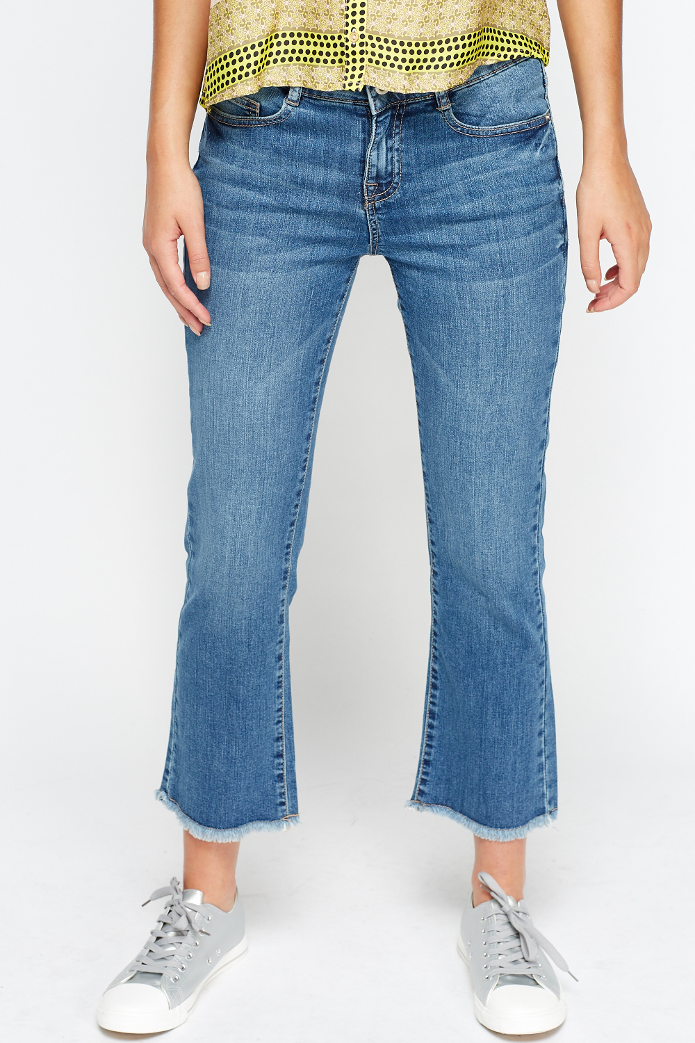 frayed hem mom jeans