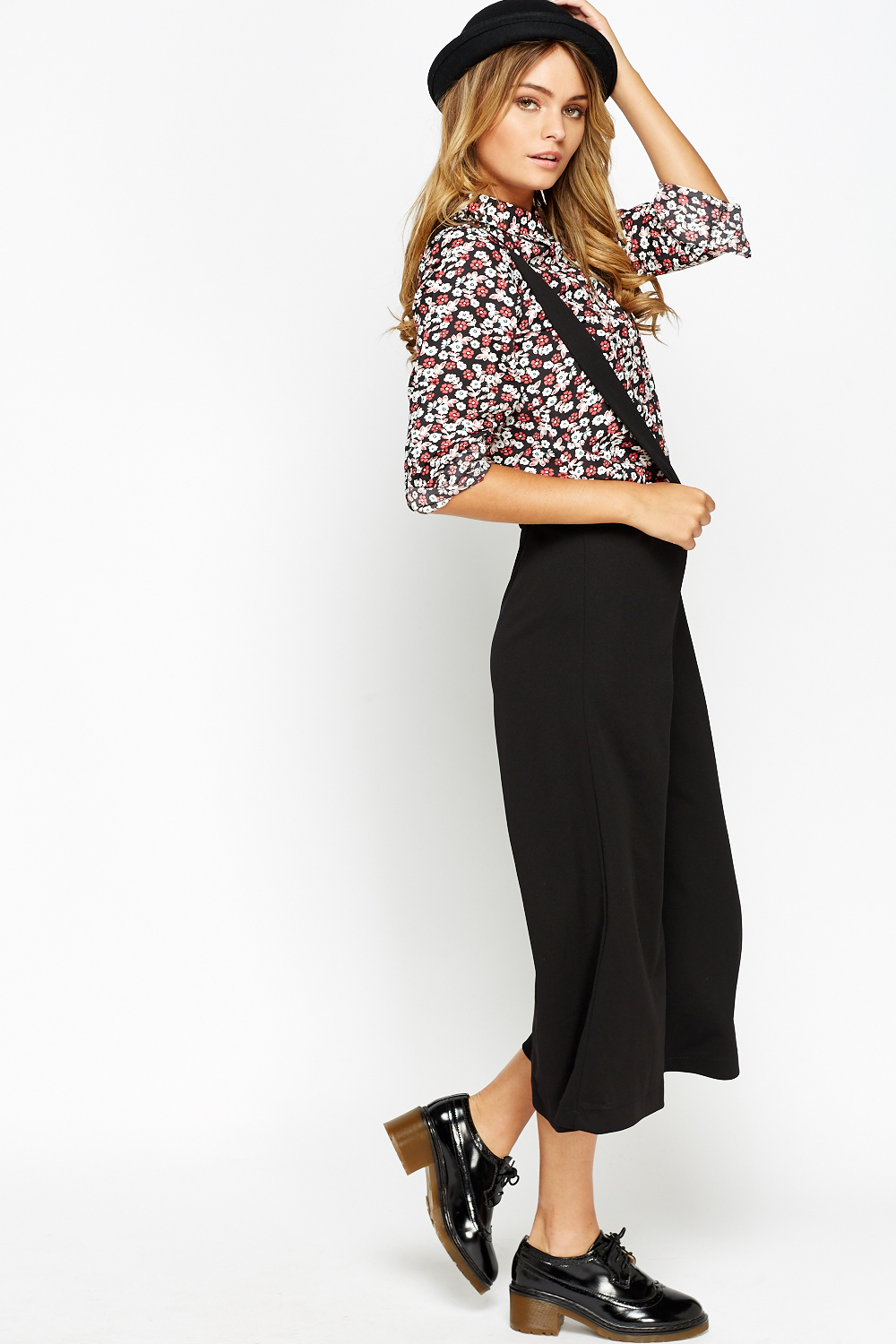 black cropped wide leg trousers