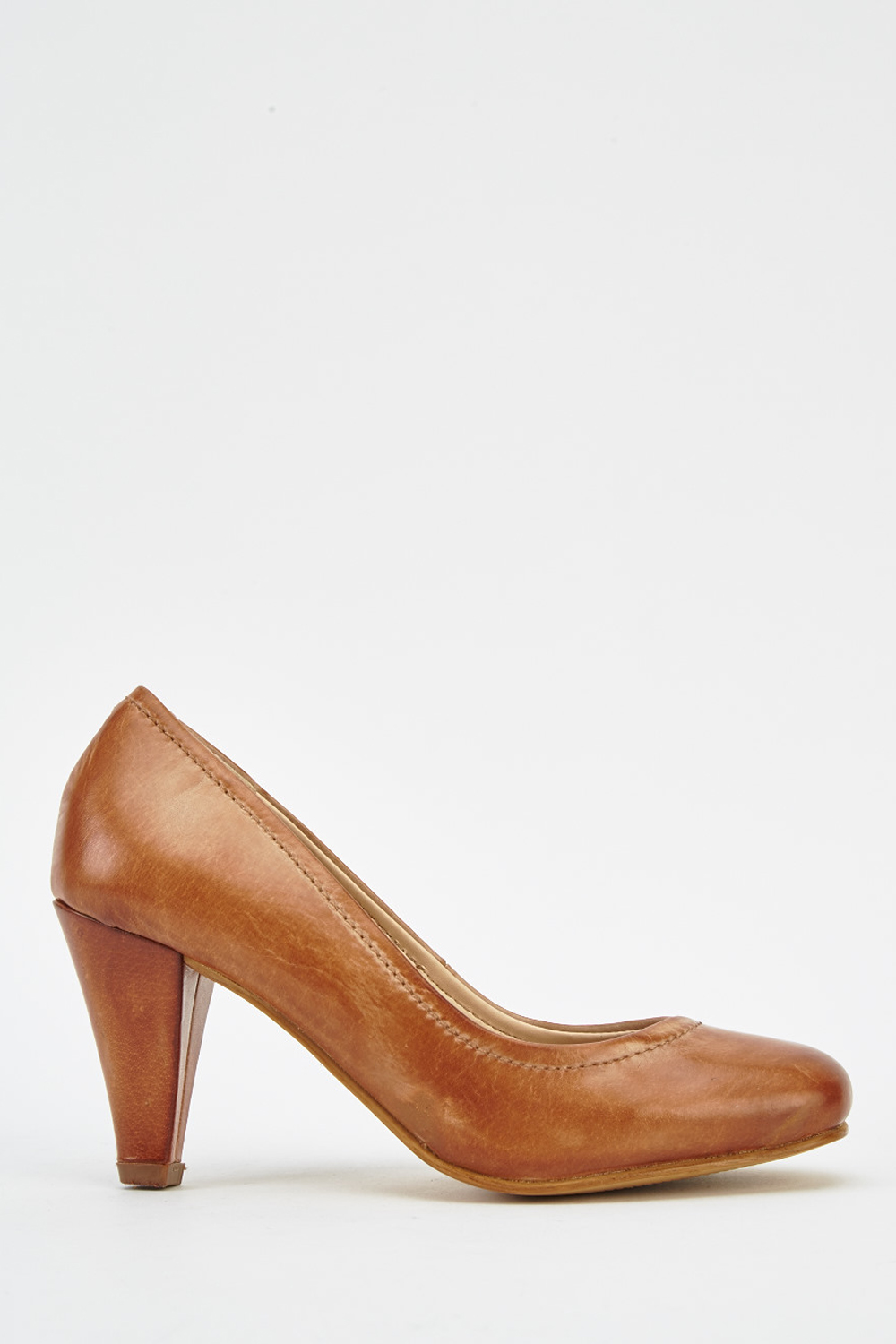tan court shoes low heel